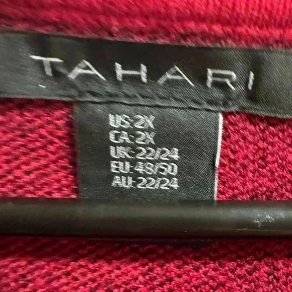Tahari Red Windowpane Grid Sweater Size 2X - Picture 3 of 4